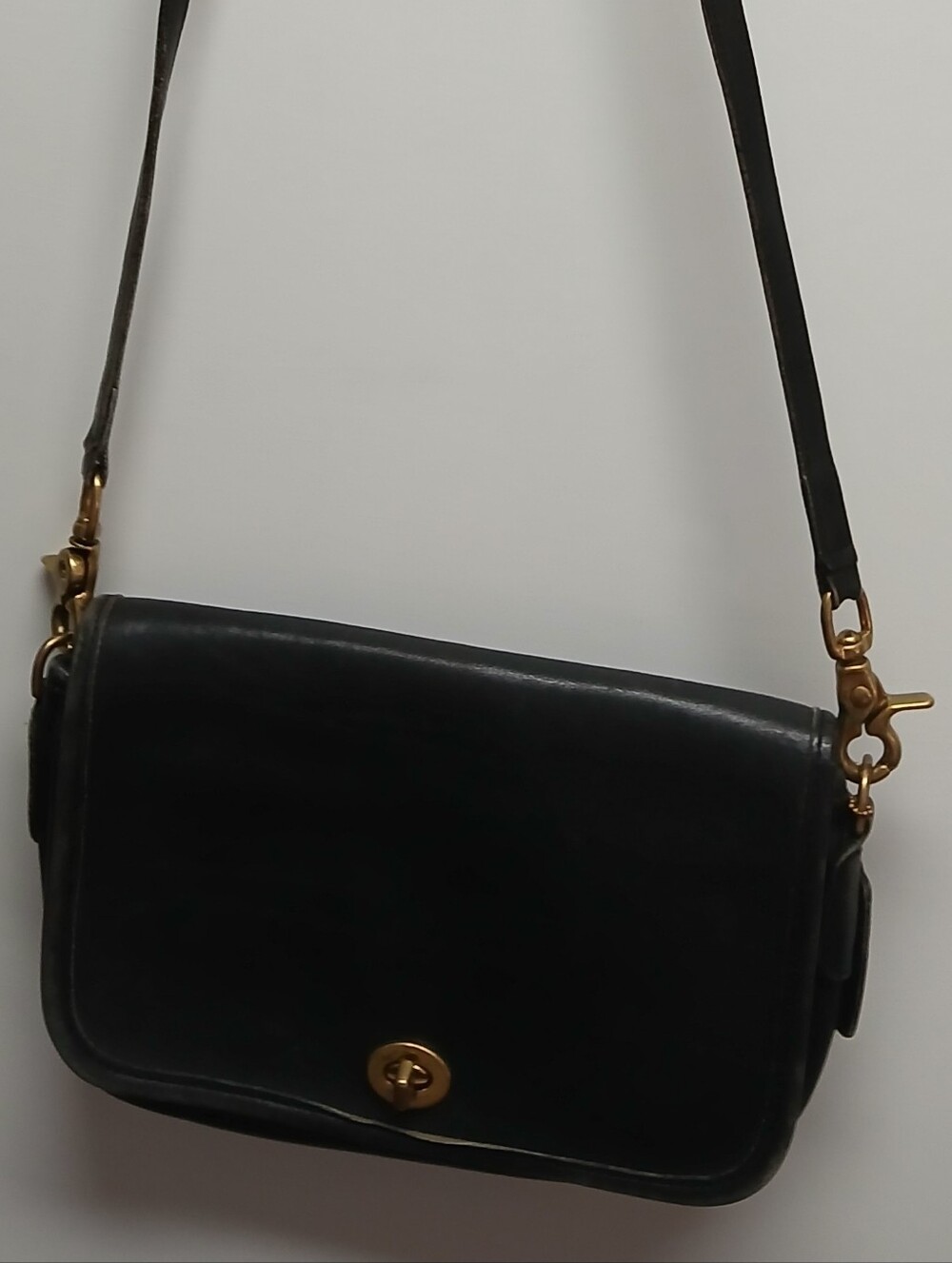Vintage COACH Black Leather Crossbody Shoulder Bag, 1980s